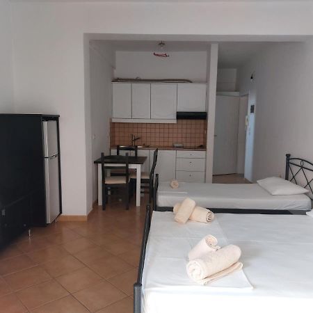 Family Apartments Sarande Exterior photo